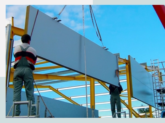 Монтаж сэндвич-панелей в Севастополе от 619 руб.