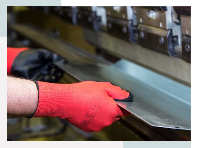 Гибка металла в Севастополь от 619 руб. - Надёжно и быстро